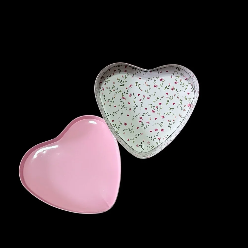 Vtg 1987 Potpourri Press Heart Shaped Floral Metal Tin 6.5